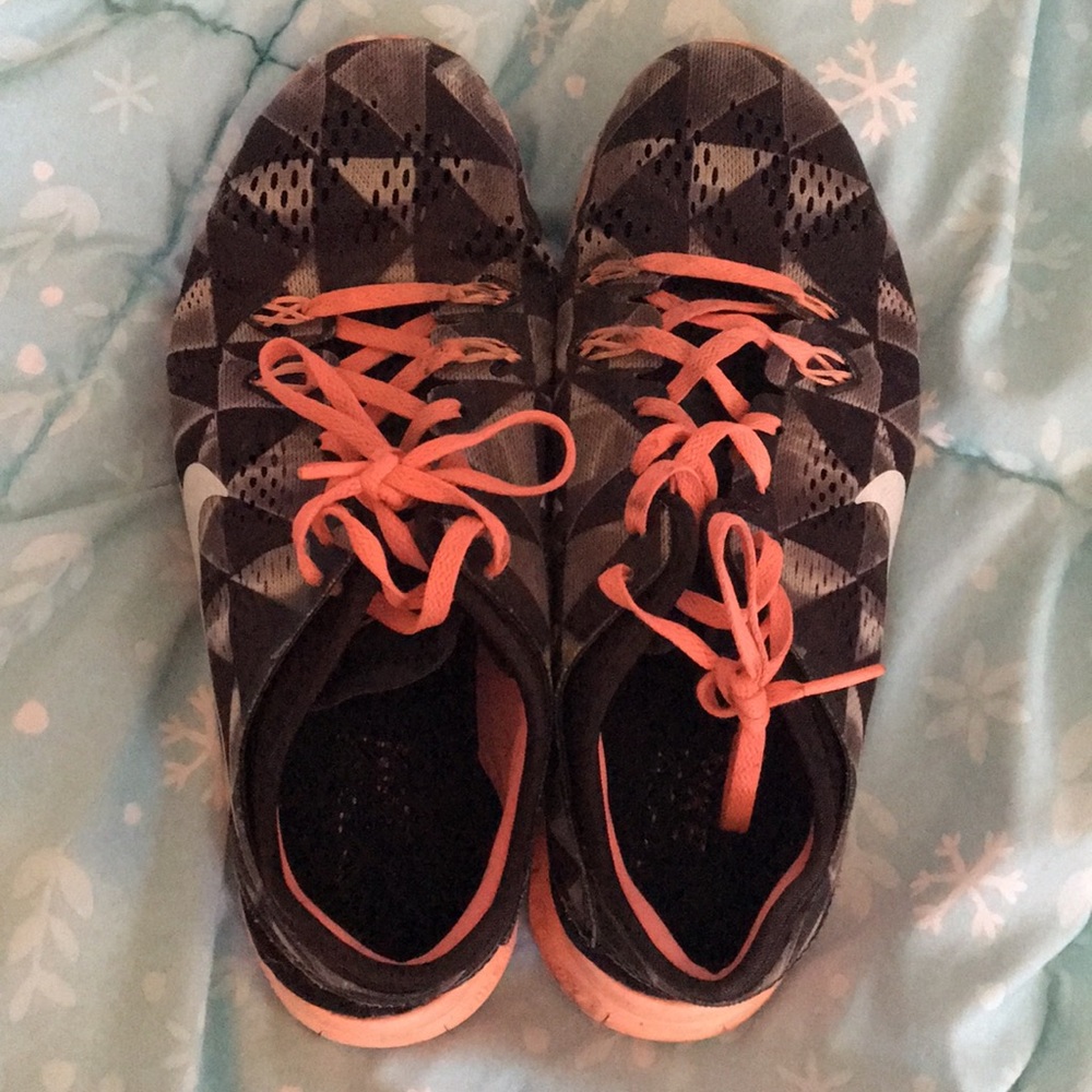 Nike Sneakers Size 8